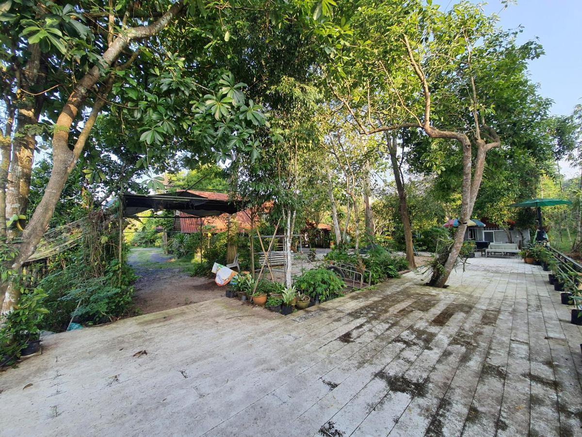 Baan Thabthong Homestay Ban Pak Nam  Экстерьер фото