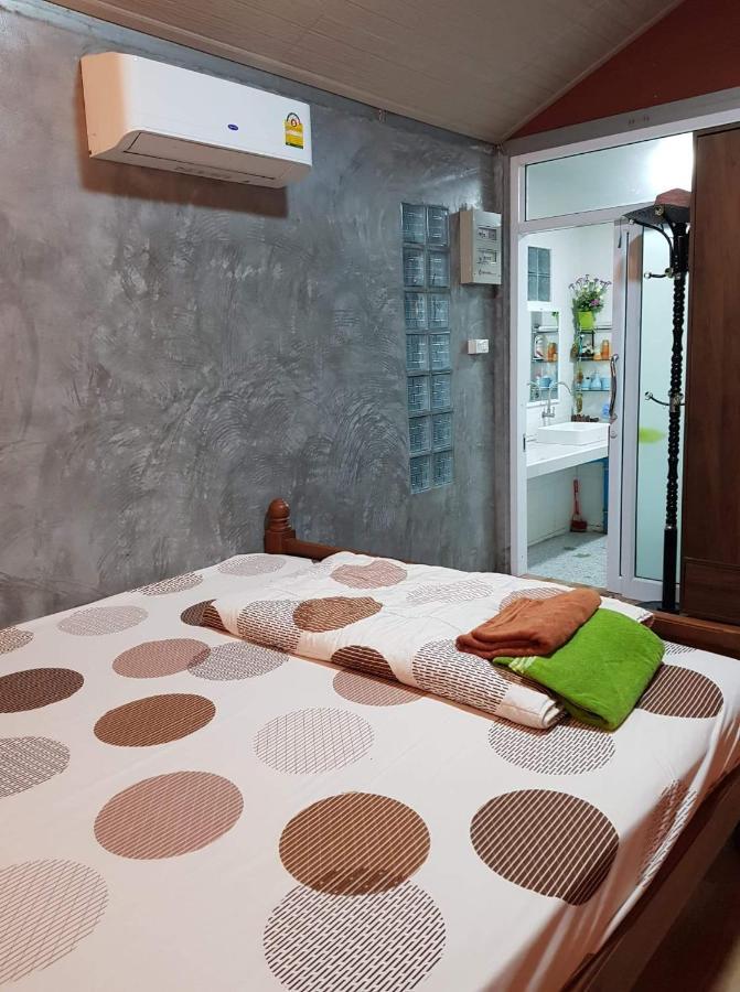 Baan Thabthong Homestay Ban Pak Nam  Экстерьер фото